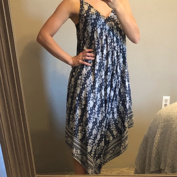 New with tags flowy jumper - Picture 3 of 4